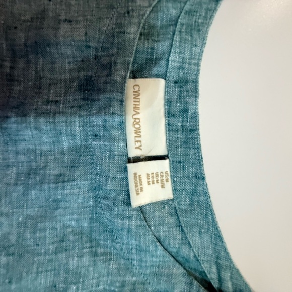 Cynthia Rowley Elegant Teal Women's Top size Medium - Picture 3 of 5